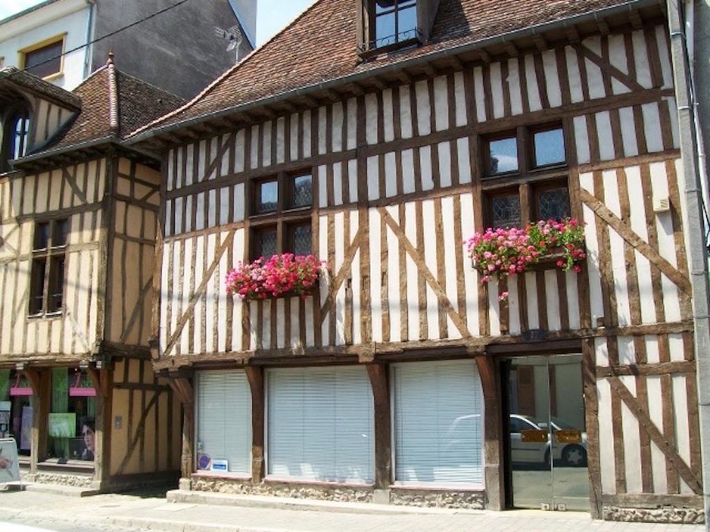 Le Clos Saint Nizier Troyes - Cathedrale- Parking - Wifi 외부 사진